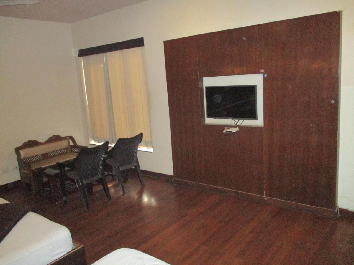 Hotel Polo Victory Jaipur Eksteriør bilde